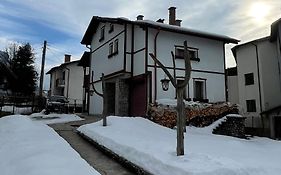 Mama Emiliya Guest House